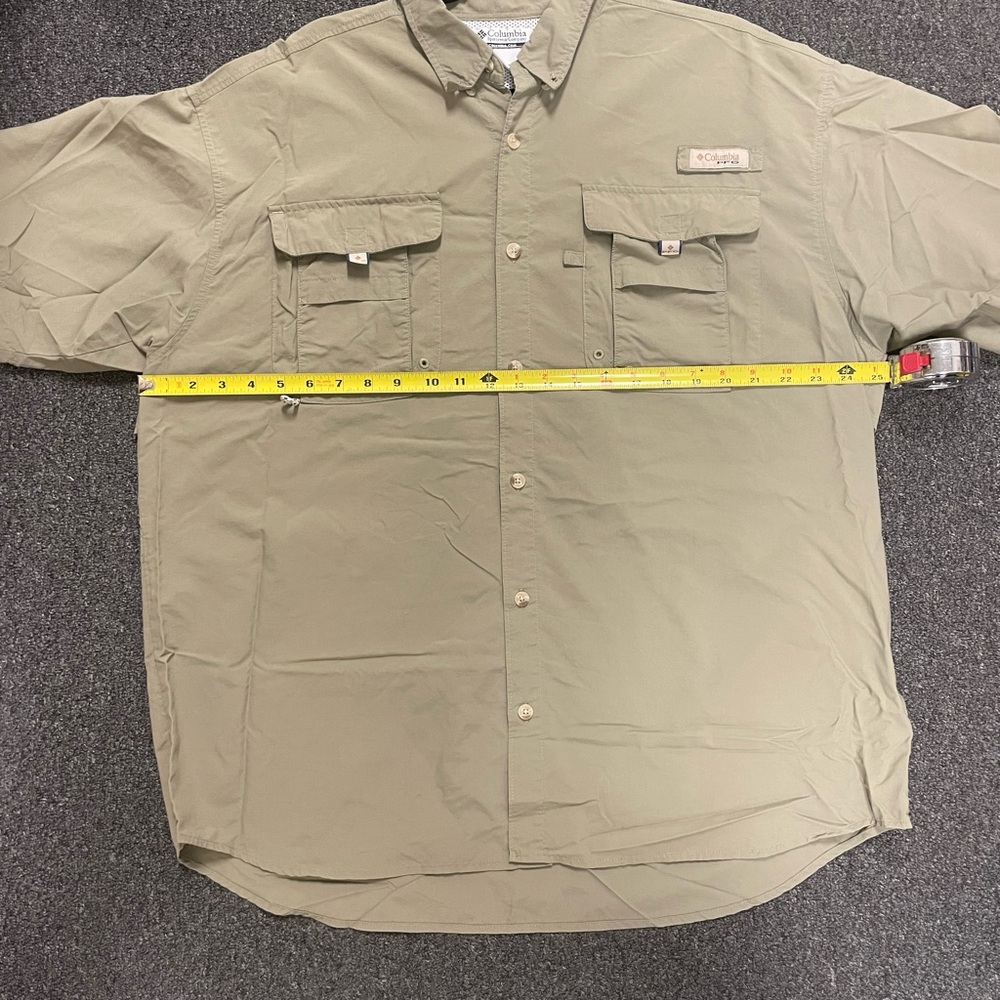 Men Columbia light Green Casual Button Down Shirt Lightweight, size Large